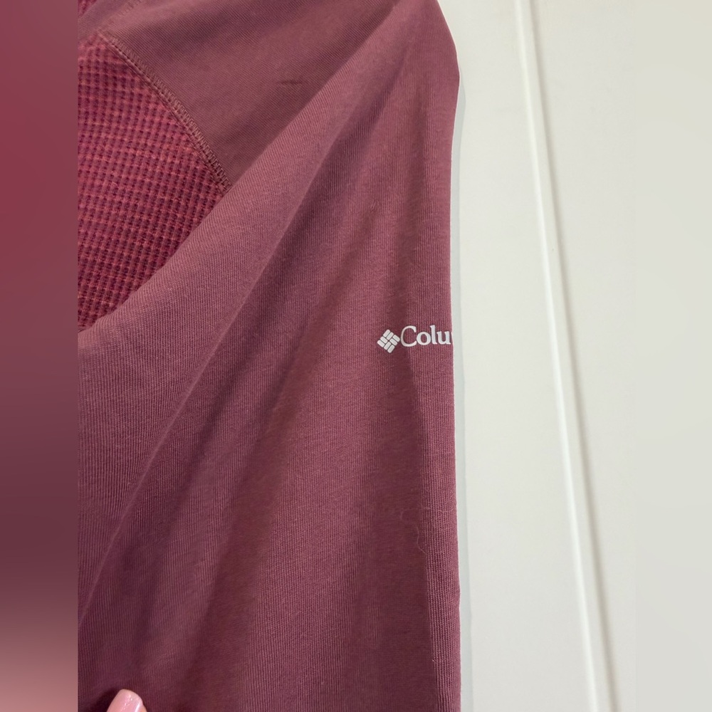Columbia Women's Cascade Gorge Thermal Long Sleeve Top - Burgundy - Picture 4 of 7